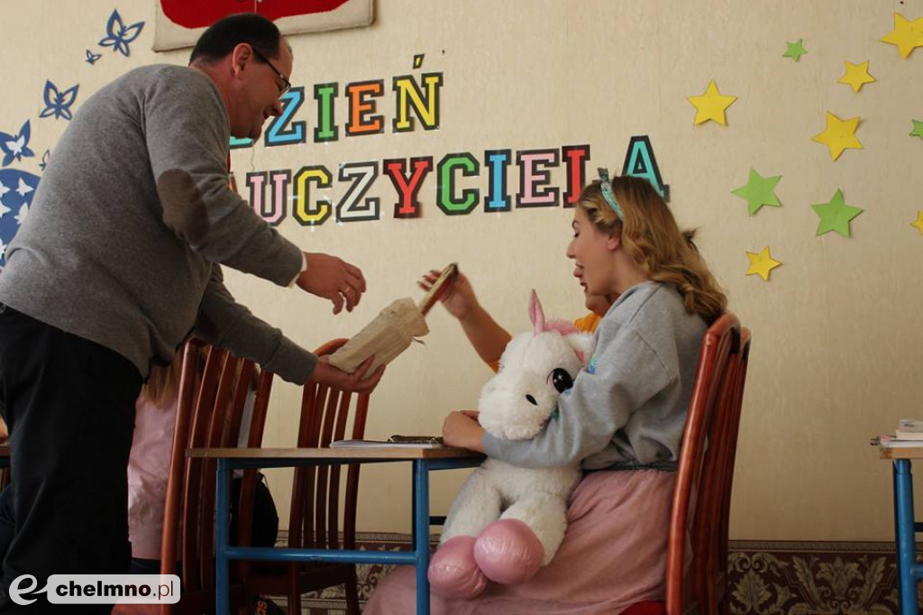 Ślubowanie pierwszoklasistów i obchody Dnia Nauczyciela
