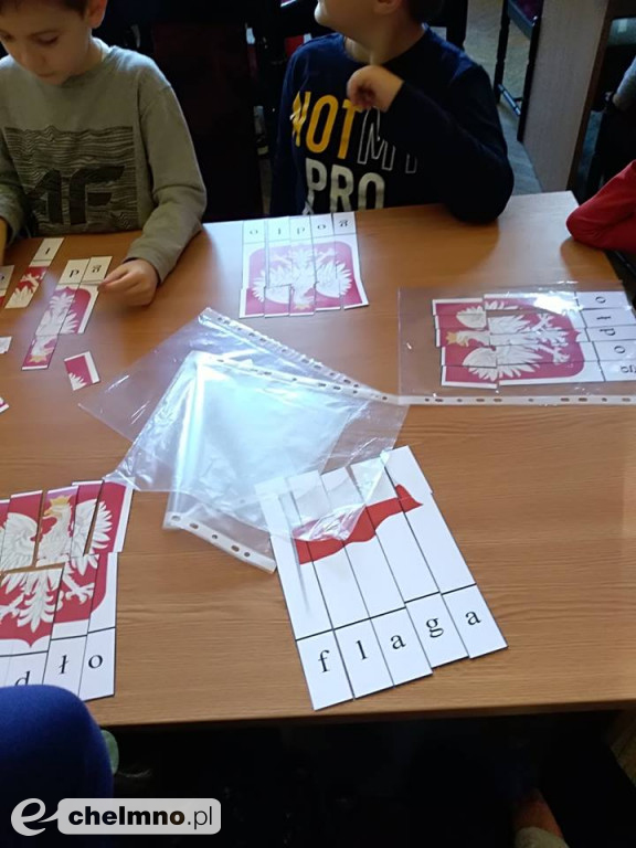 Nietuzinkowa, patriotyczna lekcja biblioteczna