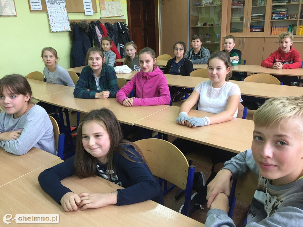 Przedstawiciel sieci Europe Direct w SP Nr 1 w Chełmnie
