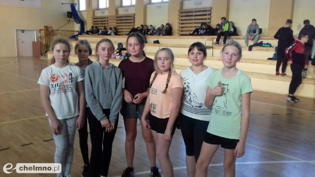 Czwórka spędzała czas na sportowo i patriotycznie