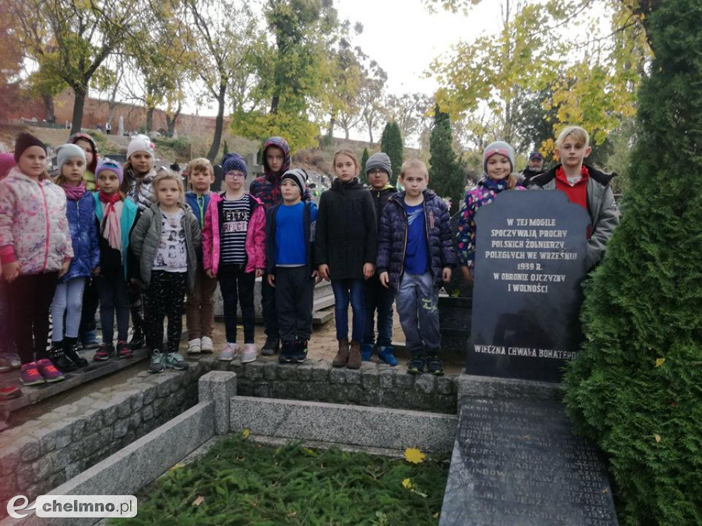 Czwórka spędzała czas na sportowo i patriotycznie
