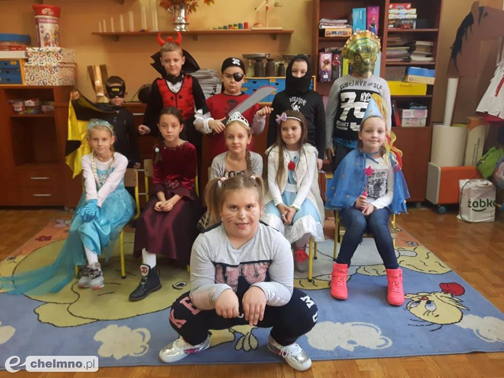 Kto był przebrany ten nie był pytany