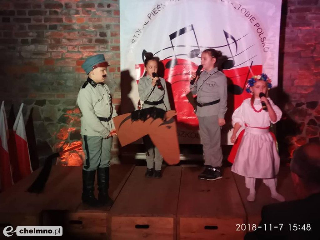 Wyróżnienie dla uczniów kl. IIb na Festiwalu Pieśni Patriotycznej