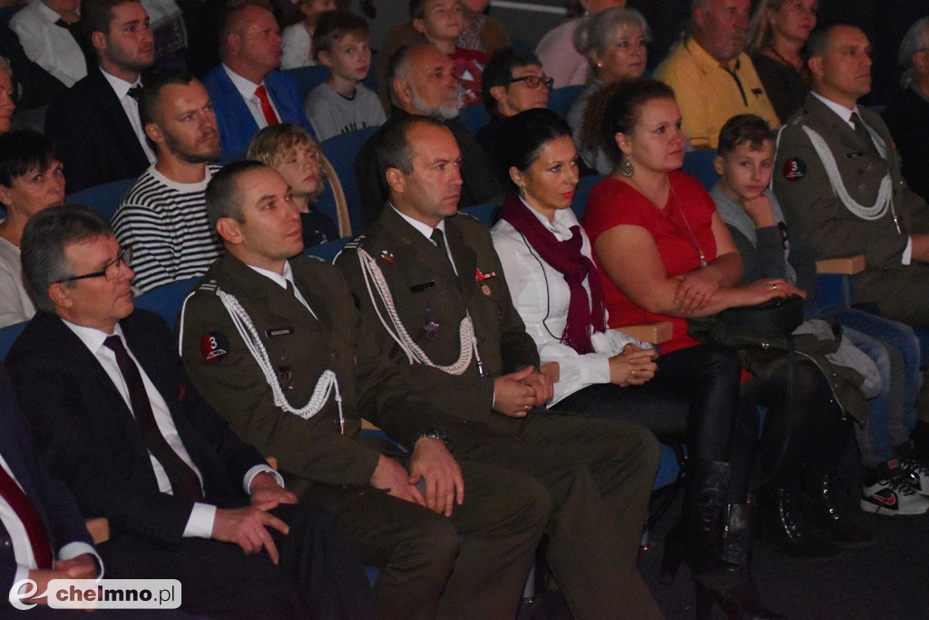 Koncert Patriotyczny: Dla Niepodległej Radość i Wspomnienia
