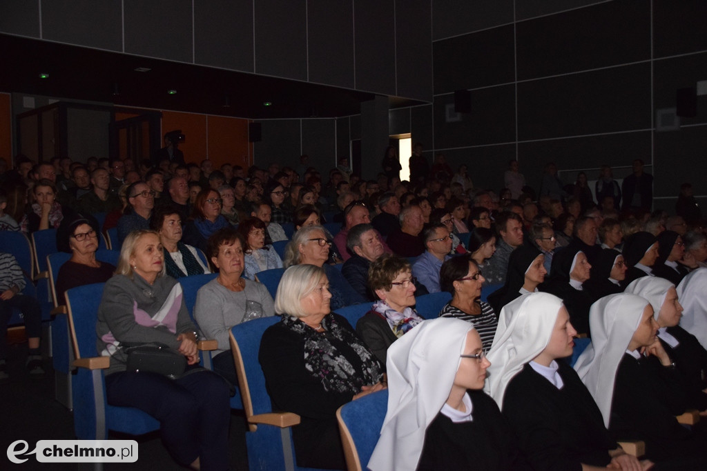 Koncert Patriotyczny: Dla Niepodległej Radość i Wspomnienia