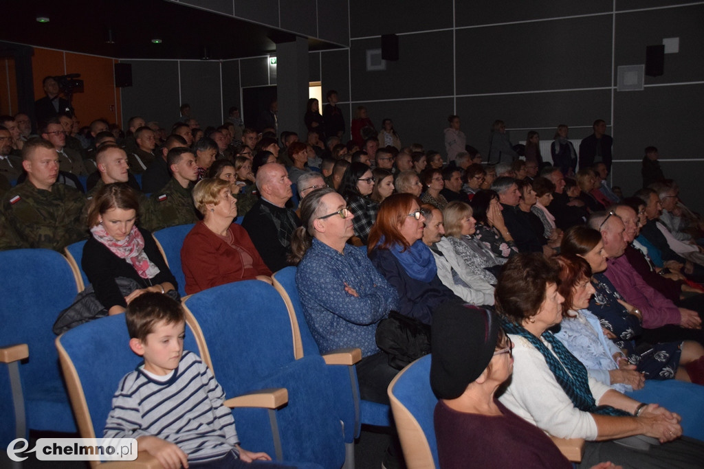 Koncert Patriotyczny: Dla Niepodległej Radość i Wspomnienia