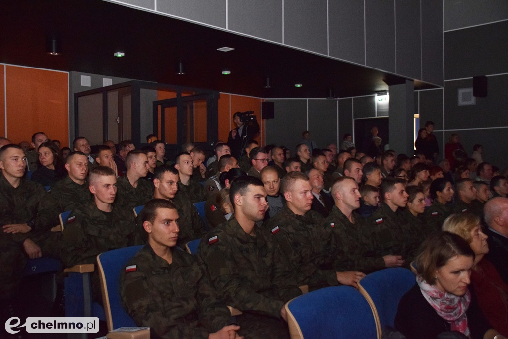 Koncert Patriotyczny: Dla Niepodległej Radość i Wspomnienia
