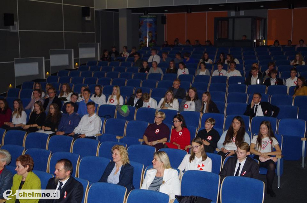 Debata: Patriotyzm - przywilej czy obowiązek?