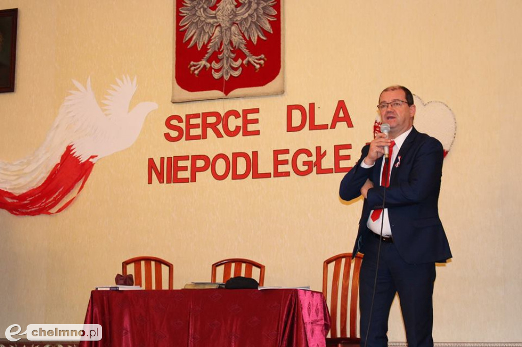 Serce dla Niepodległej - obchody rocznicowe w ZS nr 2
