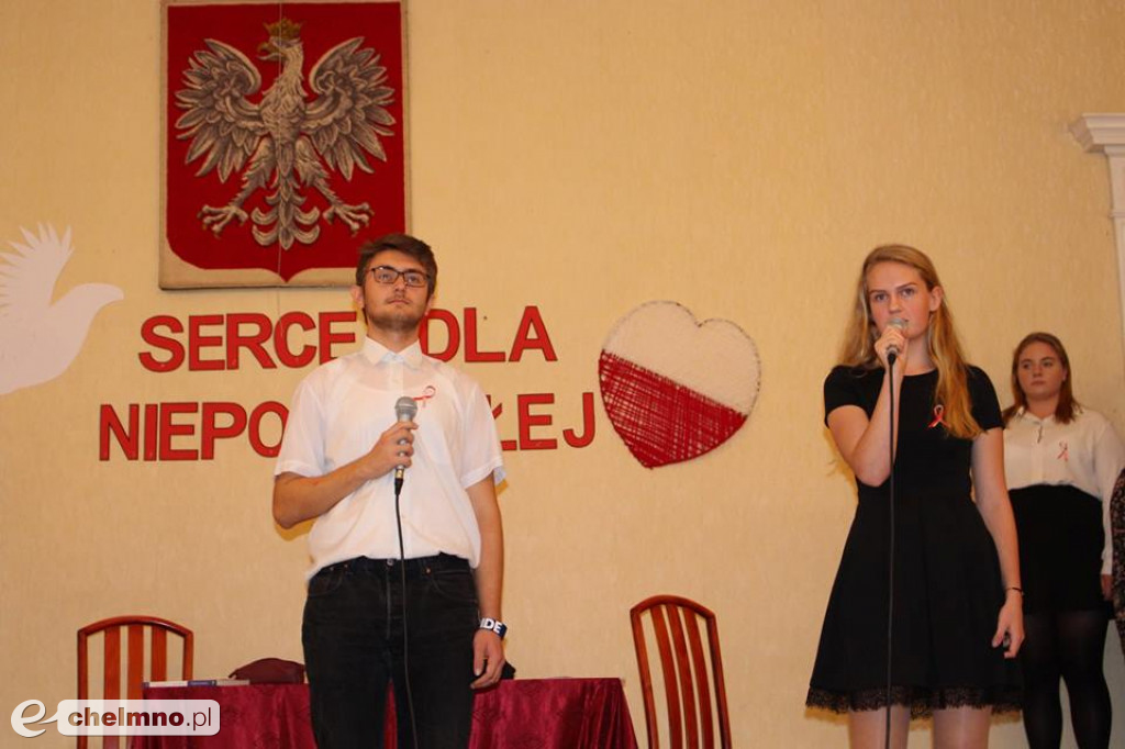 Serce dla Niepodległej - obchody rocznicowe w ZS nr 2