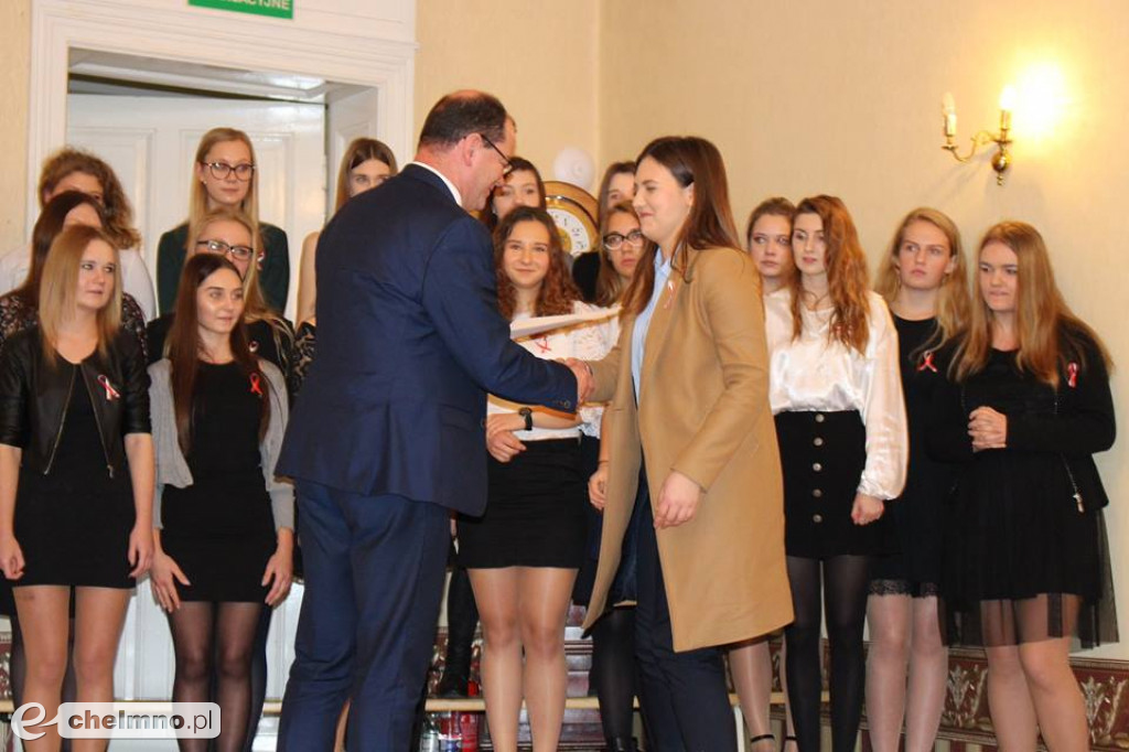 Serce dla Niepodległej - obchody rocznicowe w ZS nr 2