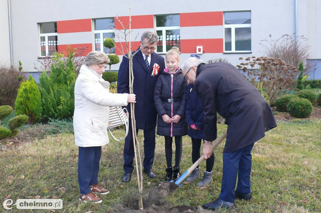 W Gminie Kijewo Królewskie posadzili dąb niepodległości