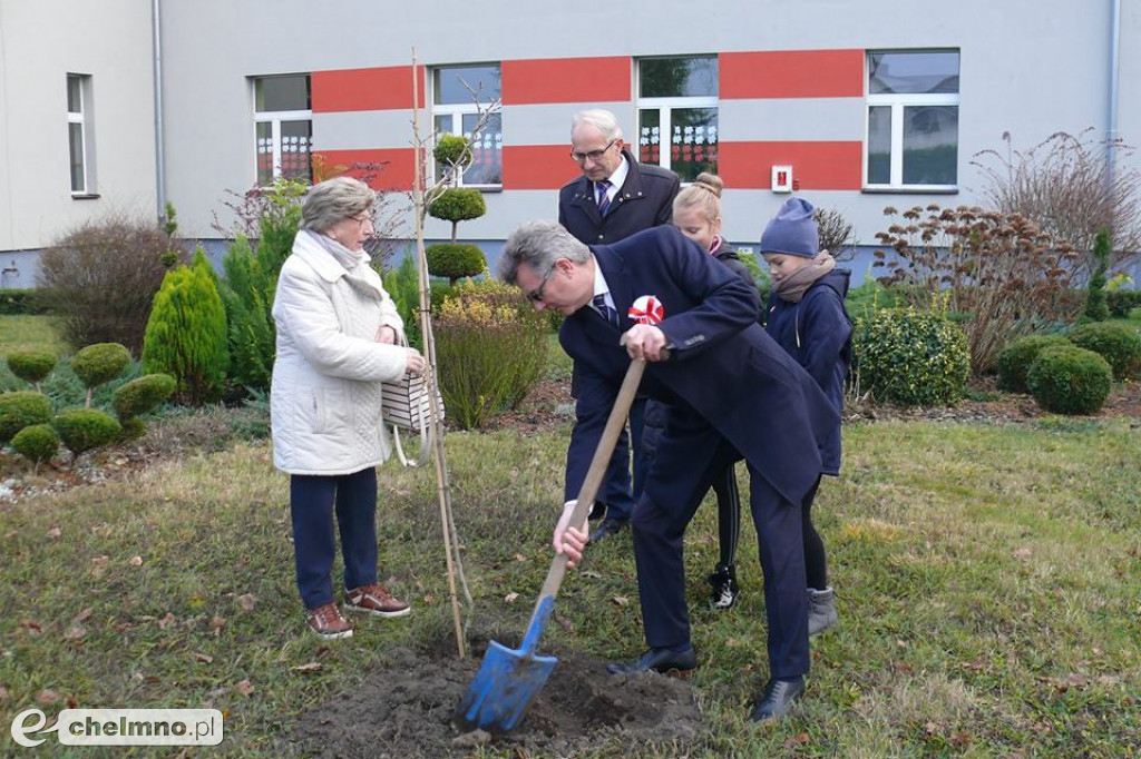 W Gminie Kijewo Królewskie posadzili dąb niepodległości
