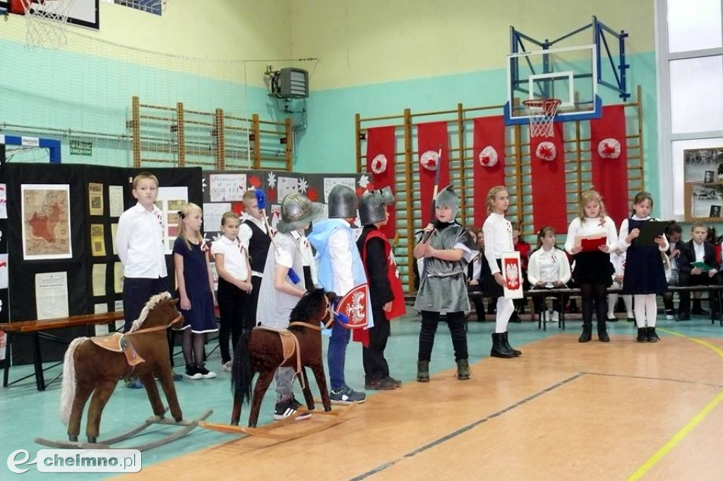 W Gminie Kijewo Królewskie posadzili dąb niepodległości