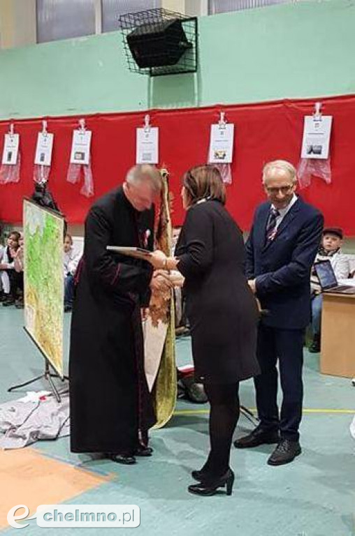 W Gminie Kijewo Królewskie posadzili dąb niepodległości