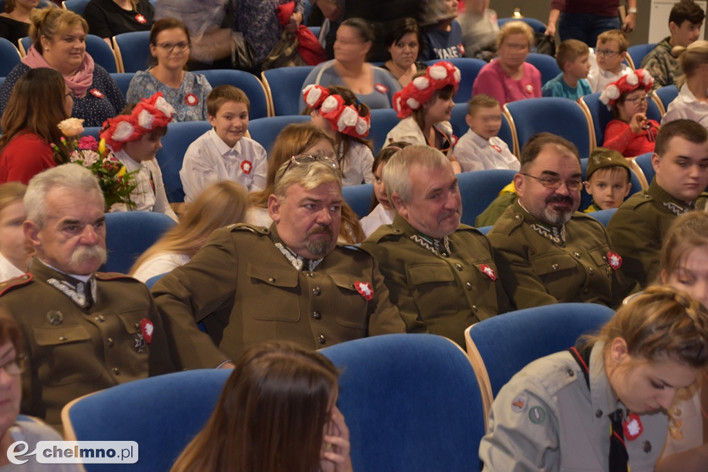 Wieczór z pieśnią patriotyczą w Rondzie