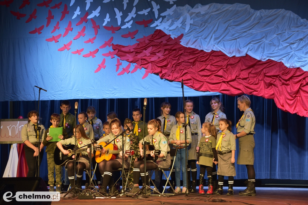 Wieczór z pieśnią patriotyczą w Rondzie