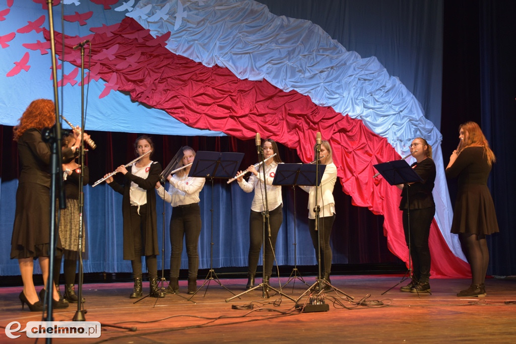 Wieczór z pieśnią patriotyczą w Rondzie