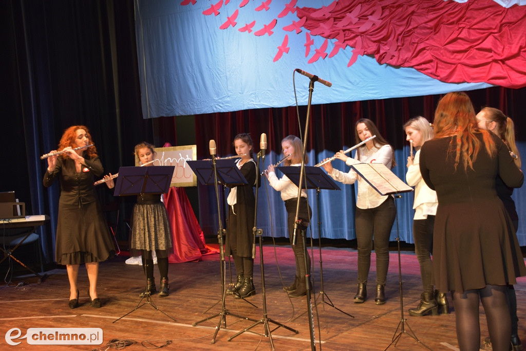 Wieczór z pieśnią patriotyczą w Rondzie