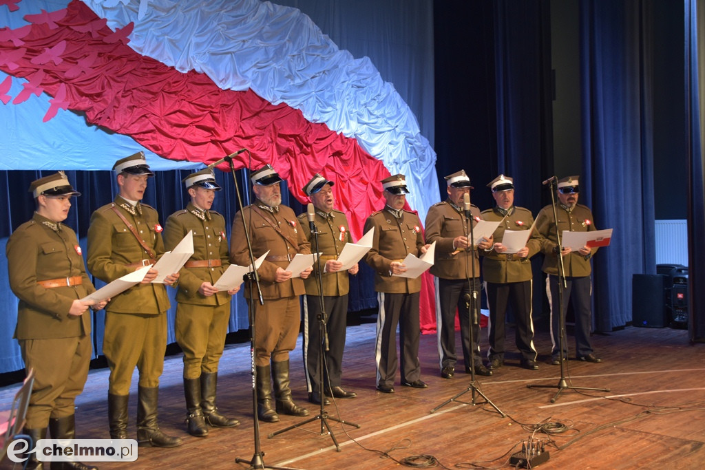 Wieczór z pieśnią patriotyczą w Rondzie