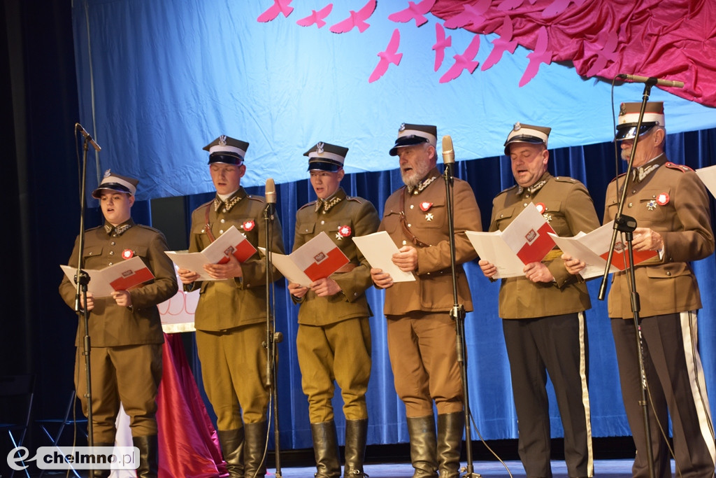 Wieczór z pieśnią patriotyczą w Rondzie