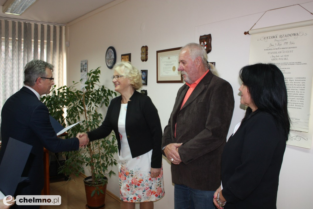 Kto dostał nagrodę za pomoc społeczną? Zobacz wyróżnionych!