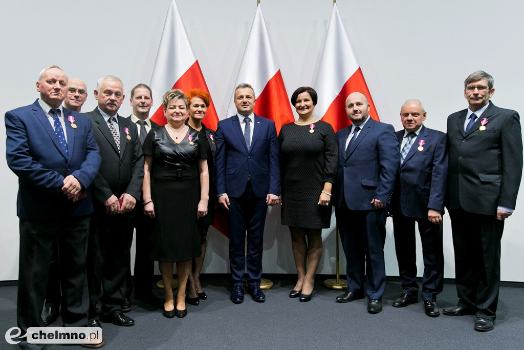Honory dla zasłużonych: wręczenie odznaczeń państwowych.