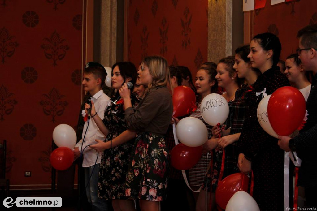 Wybrany król i królowa balu! Dancing i Festiwal dla młodzieży.