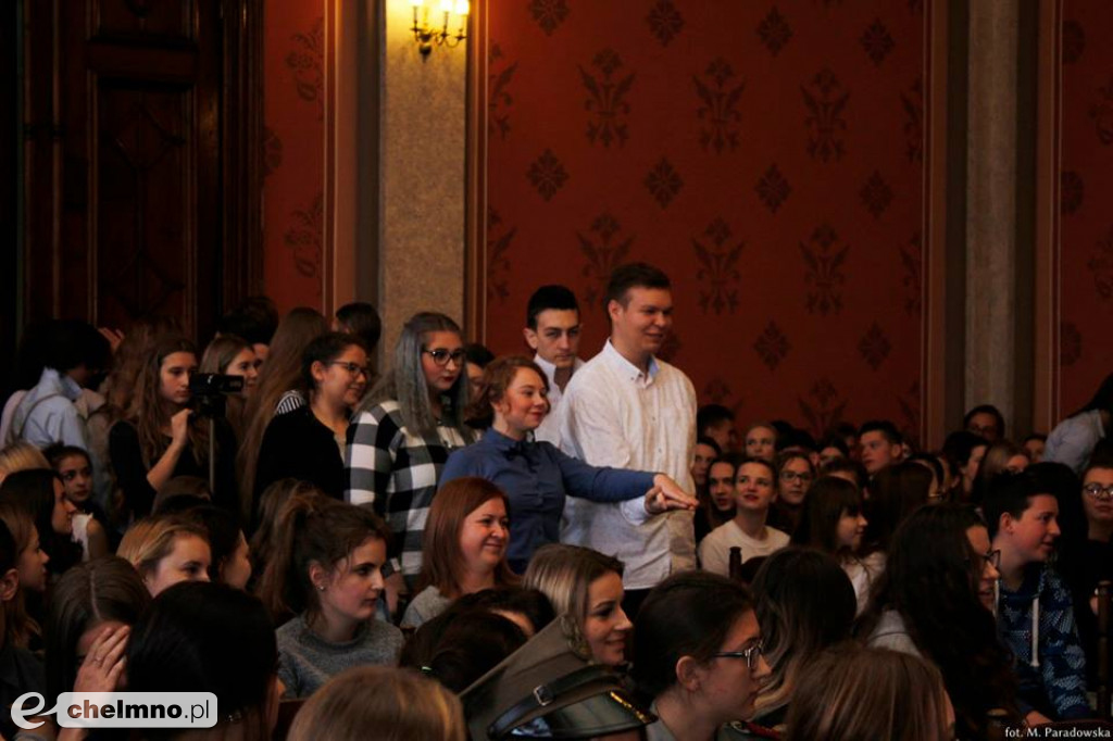 Wybrany król i królowa balu! Dancing i Festiwal dla młodzieży.