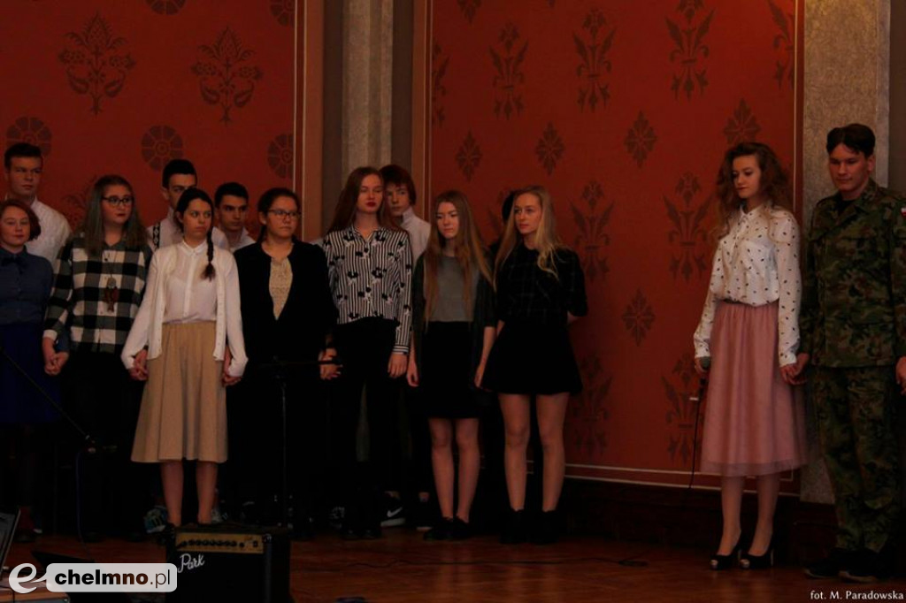 Wybrany król i królowa balu! Dancing i Festiwal dla młodzieży.