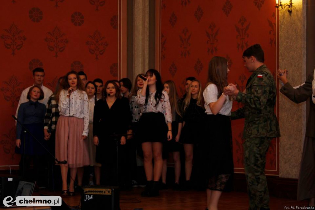 Wybrany król i królowa balu! Dancing i Festiwal dla młodzieży.