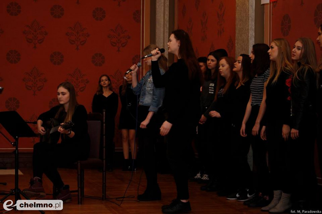 Wybrany król i królowa balu! Dancing i Festiwal dla młodzieży.