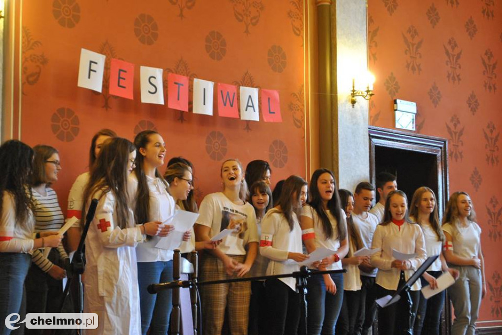 Wybrany król i królowa balu! Dancing i Festiwal dla młodzieży.