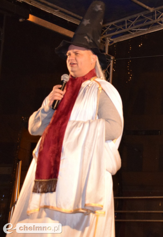 Mikołaj przyjechał wozem strażackim na Rynek.