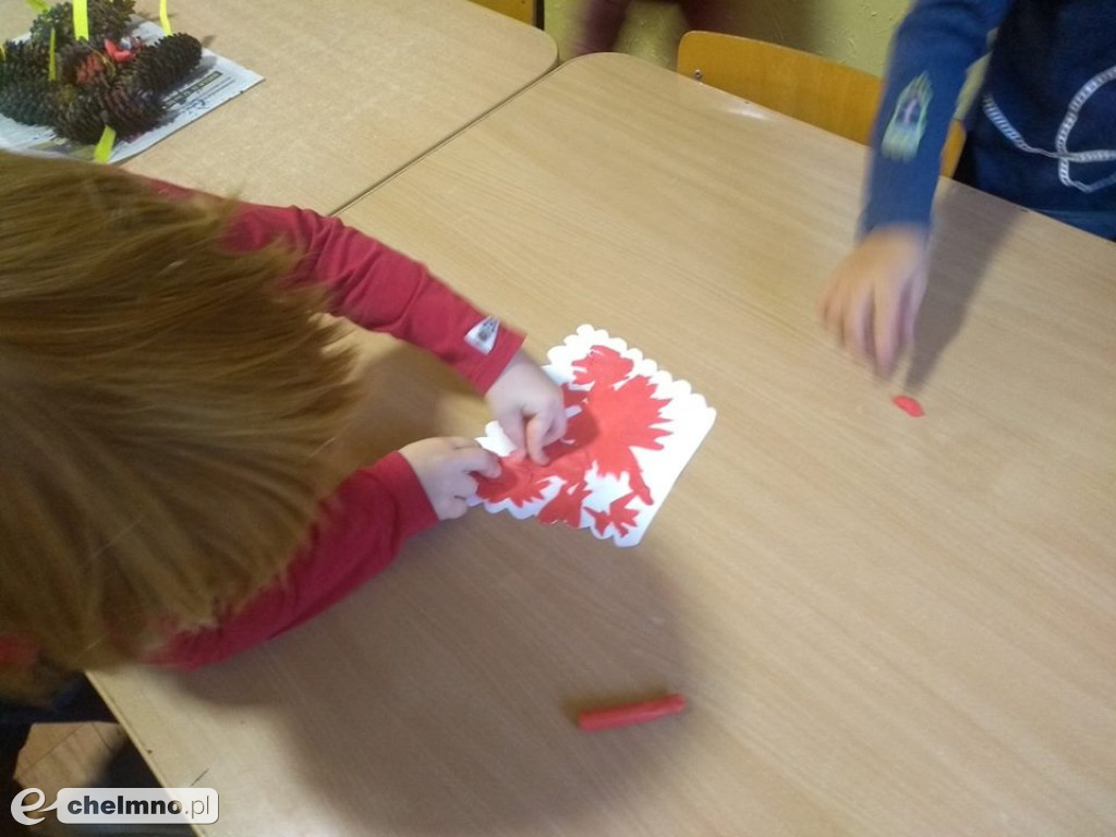 Piękna nasza Polska cała: patriotyczne obchody w Brzdącu.