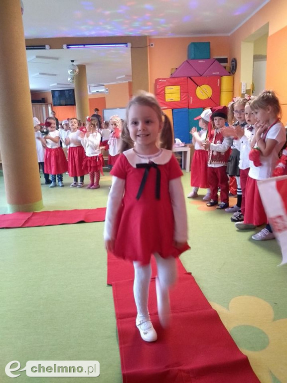 Piękna nasza Polska cała: patriotyczne obchody w Brzdącu.