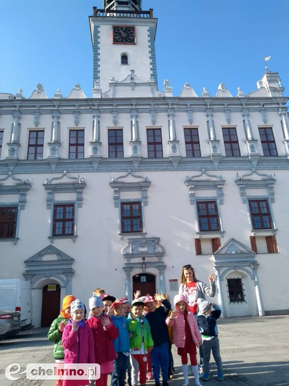 Piękna nasza Polska cała: patriotyczne obchody w Brzdącu.