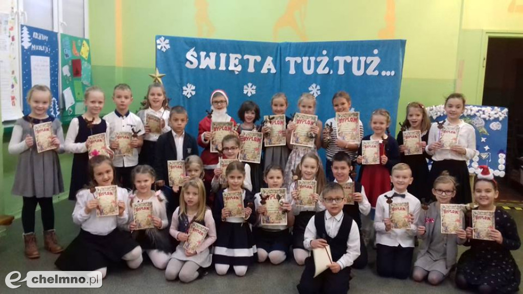 Pięknie recytowali wiersze świąteczne.