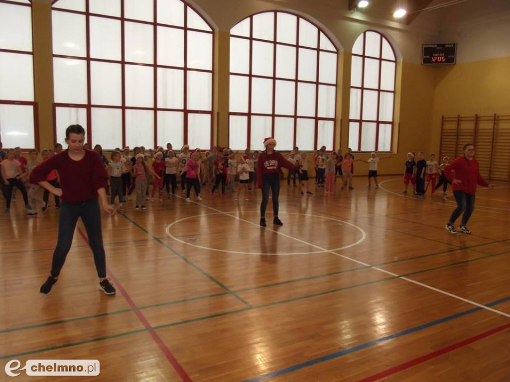 Mikołajkowy Turniej Sportowy dla klas I-III