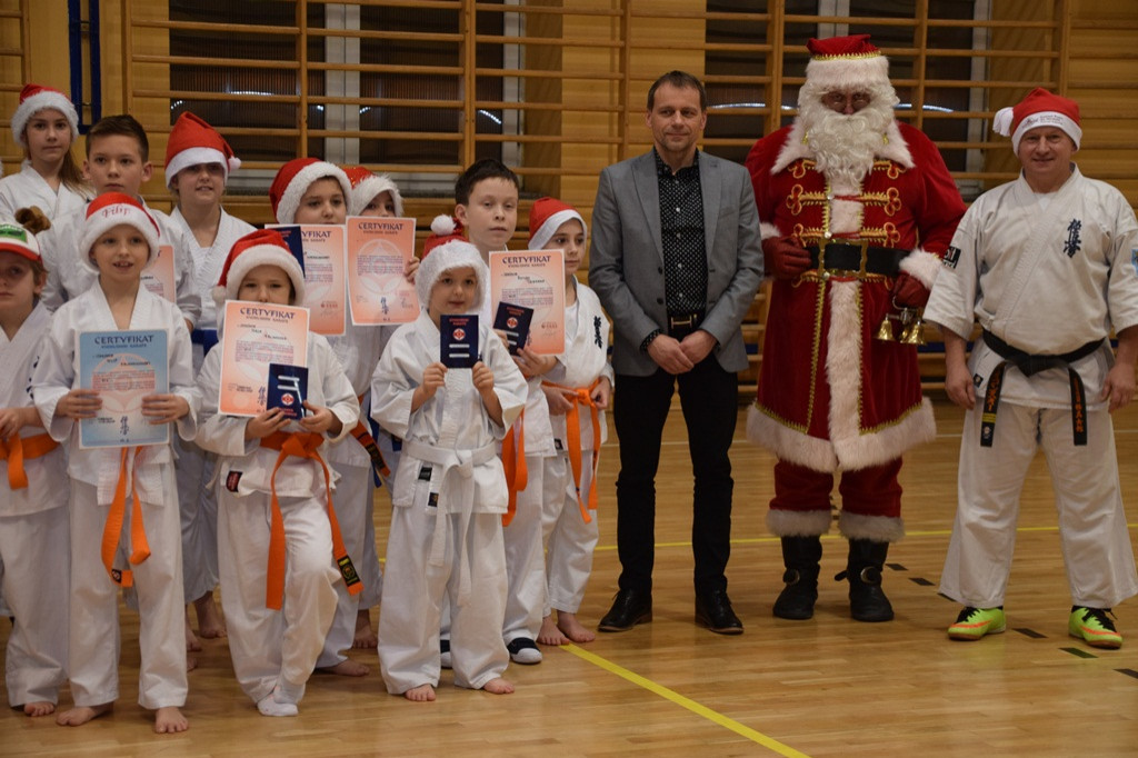 Zakończenie sezonu i spotkanie z Mikołajem Klubu Kyokushin Karate.
