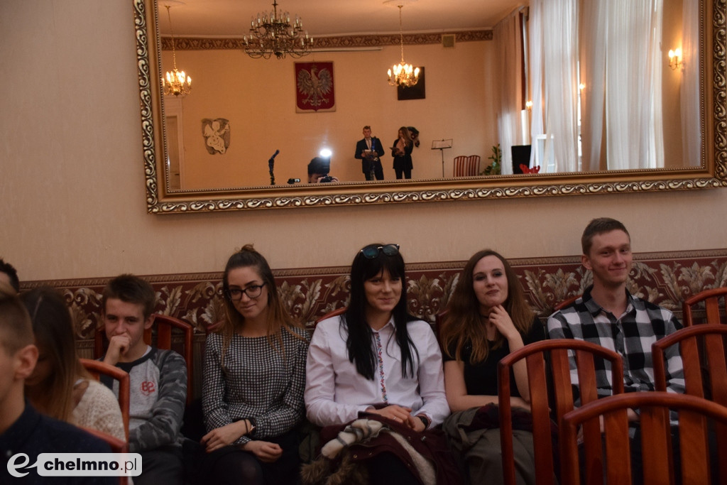 Konkurs kolęd i prezentacja kalendarza w ZS nr 2