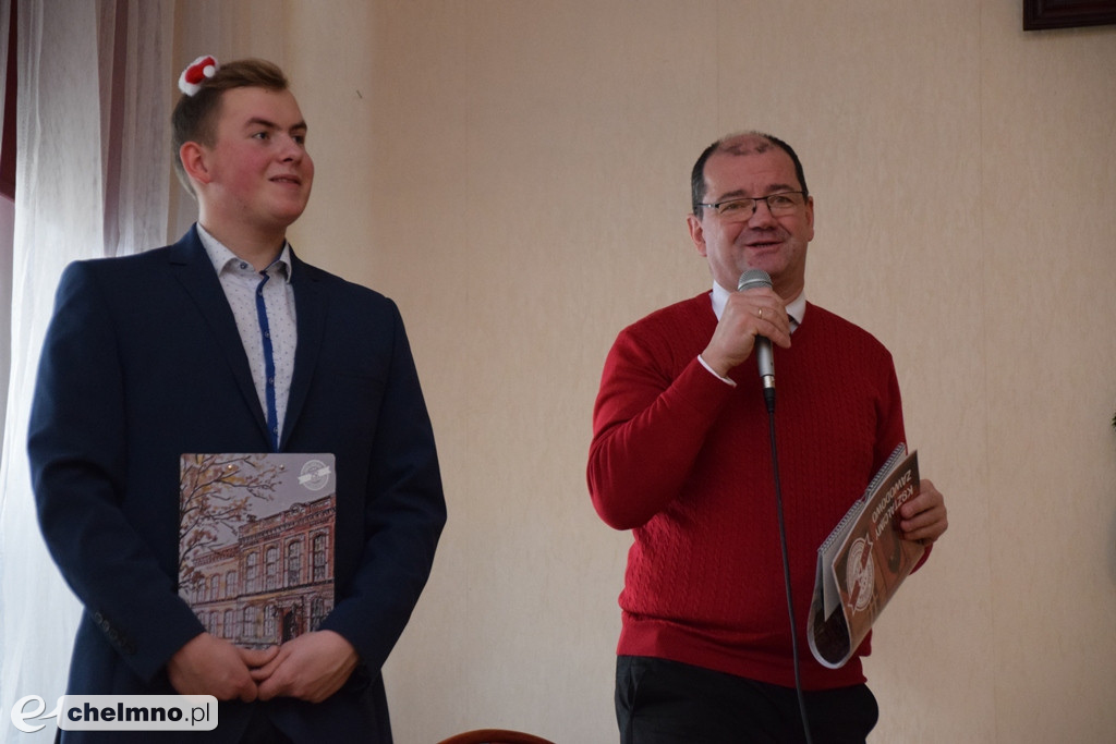 Konkurs kolęd i prezentacja kalendarza w ZS nr 2
