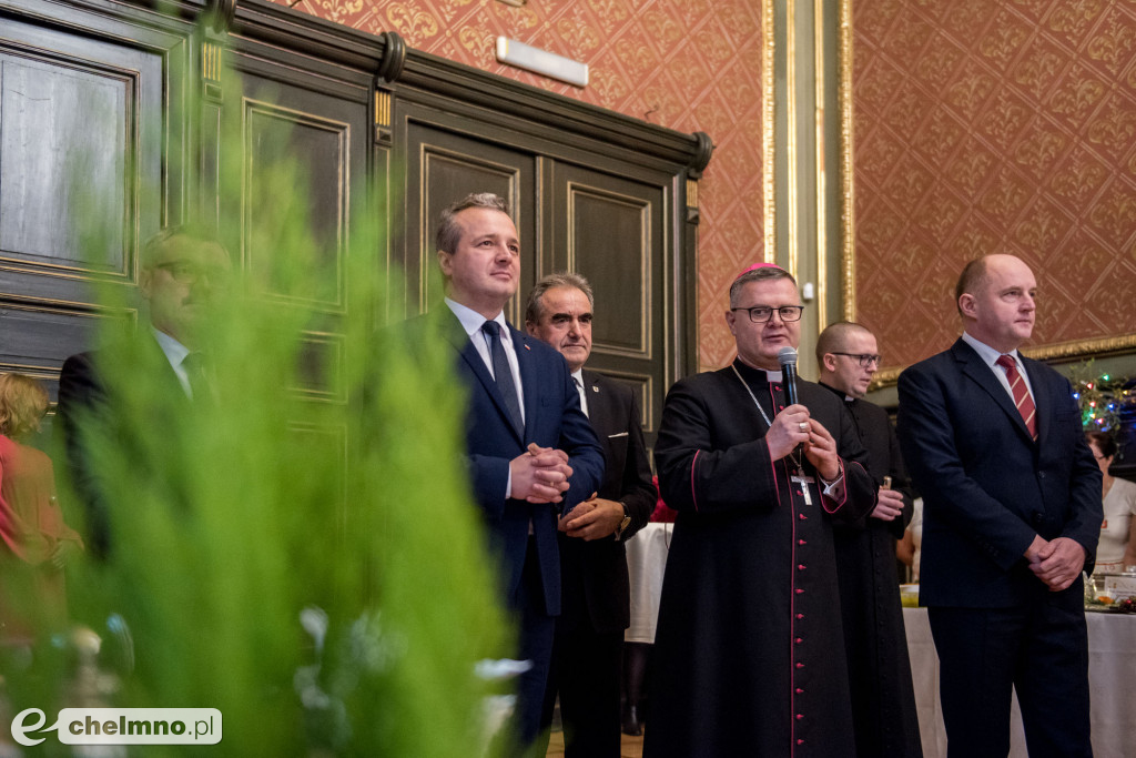 Tak tradycyjnie świętowano w Dworze Artusa.