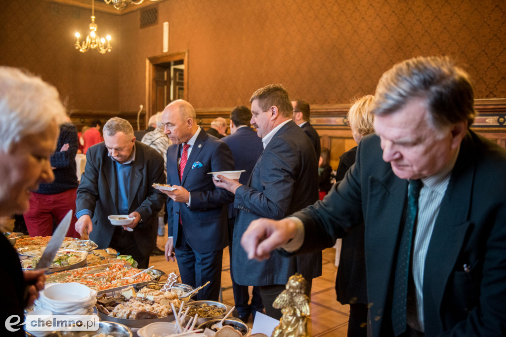 Tak tradycyjnie świętowano w Dworze Artusa.