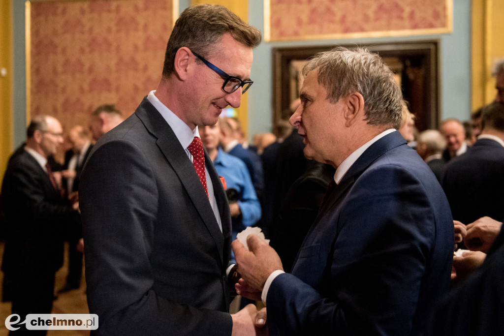 Tak tradycyjnie świętowano w Dworze Artusa.