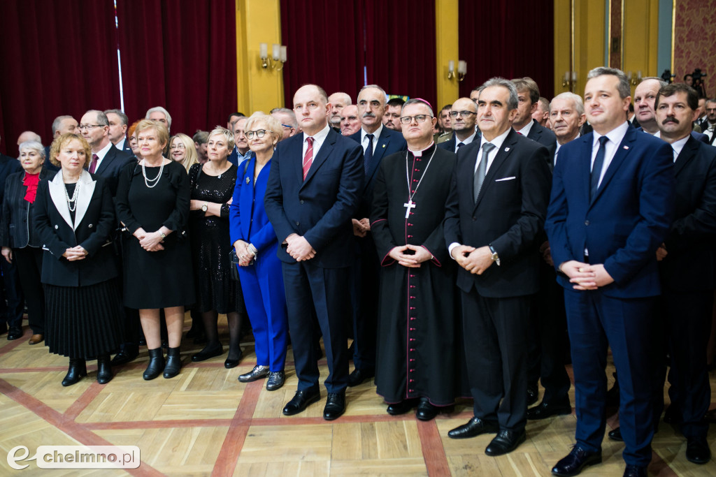 Tak tradycyjnie świętowano w Dworze Artusa.