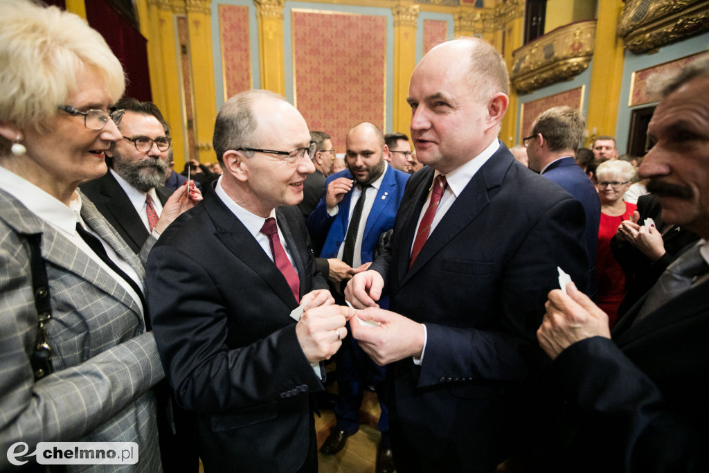 Tak tradycyjnie świętowano w Dworze Artusa.