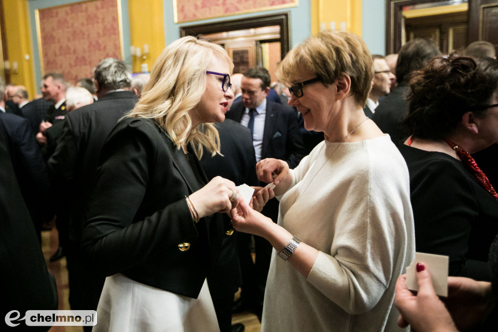 Tak tradycyjnie świętowano w Dworze Artusa.