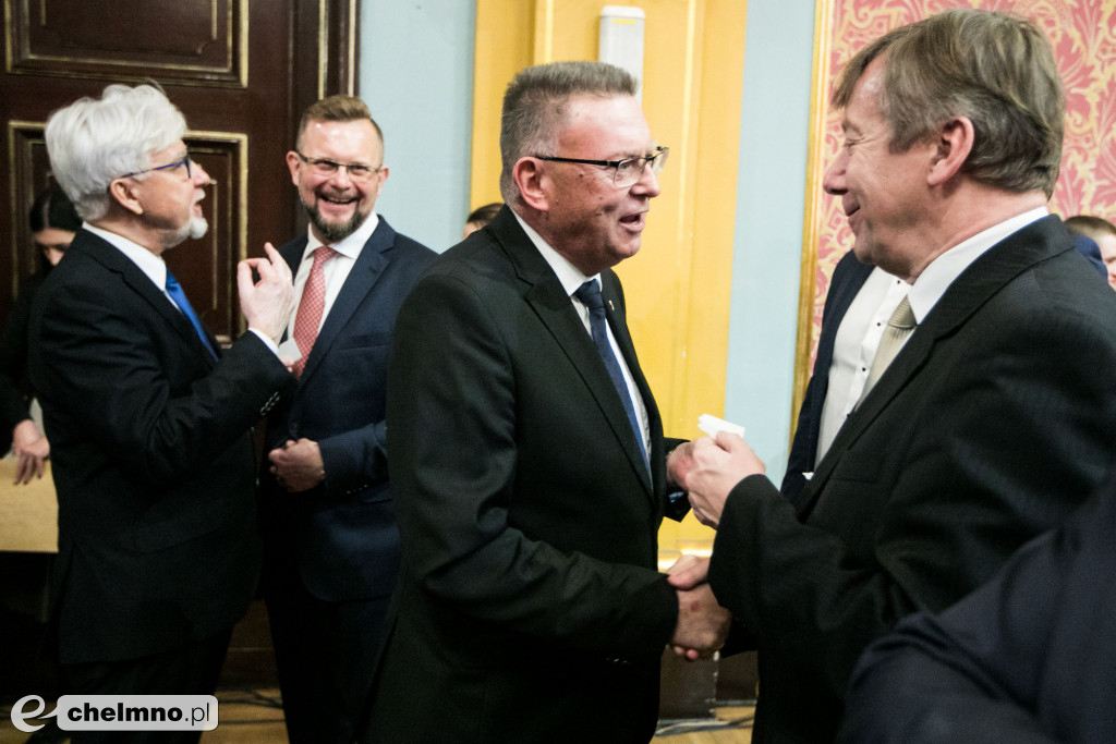Tak tradycyjnie świętowano w Dworze Artusa.