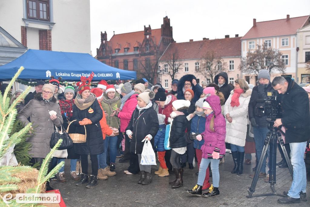 Chełmnianie świętowali podczas I Wigilii na Rynku.